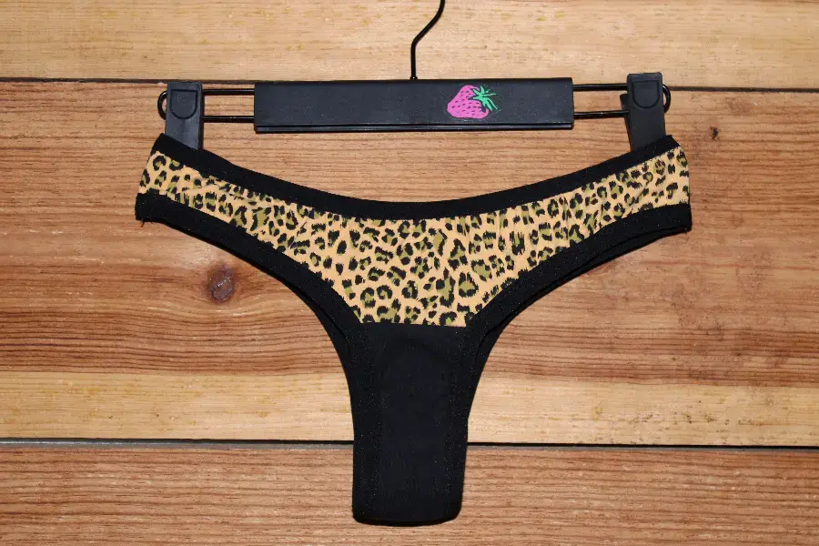Jaguar Amarillo