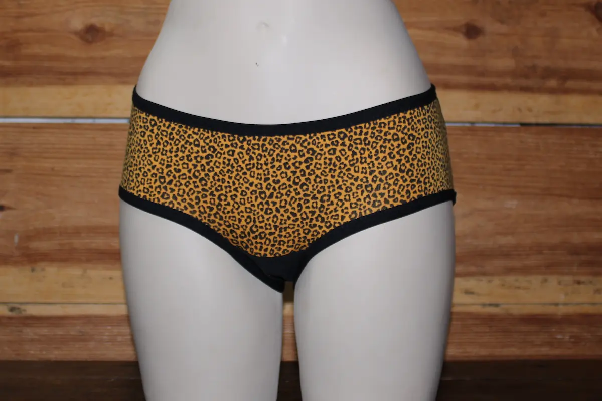 Leopardo Mostaza